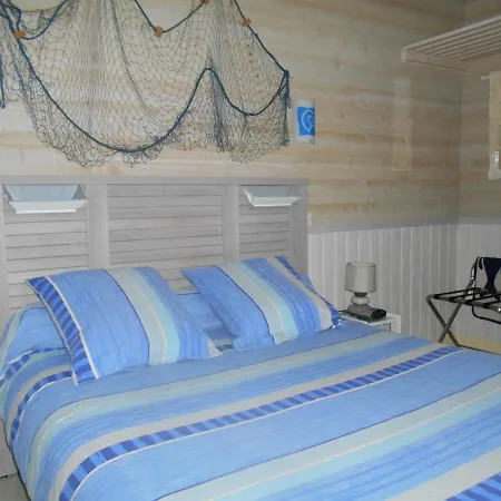 Prázdninový dům Ile De Re, Pied A Terre Avec Velos, Wifi, Cuisine, Linge, Parking Gratuit *