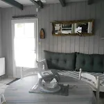 Ile De Re, La Danae, Velos, Wifi, Cuisine, Linge, Parking Gratuit Дом отдыха