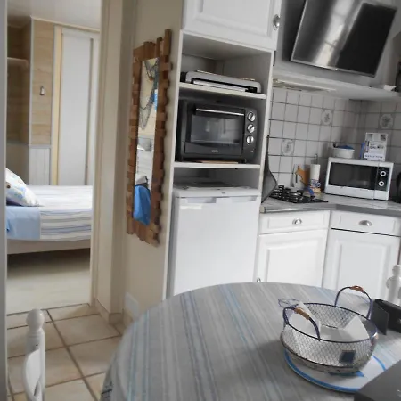 Ile De Re, Pied A Terre Avec Velos, Wifi, Cuisine, Linge, Parking Gratuit Prázdninový dům